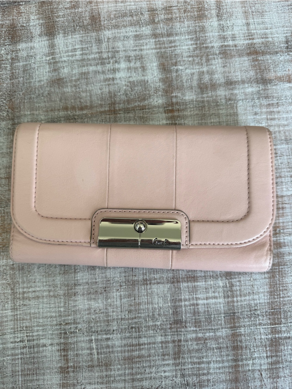 Coach Soft Pink Leather Hobo Bag with Matching Wallet - Picture 7 of 8